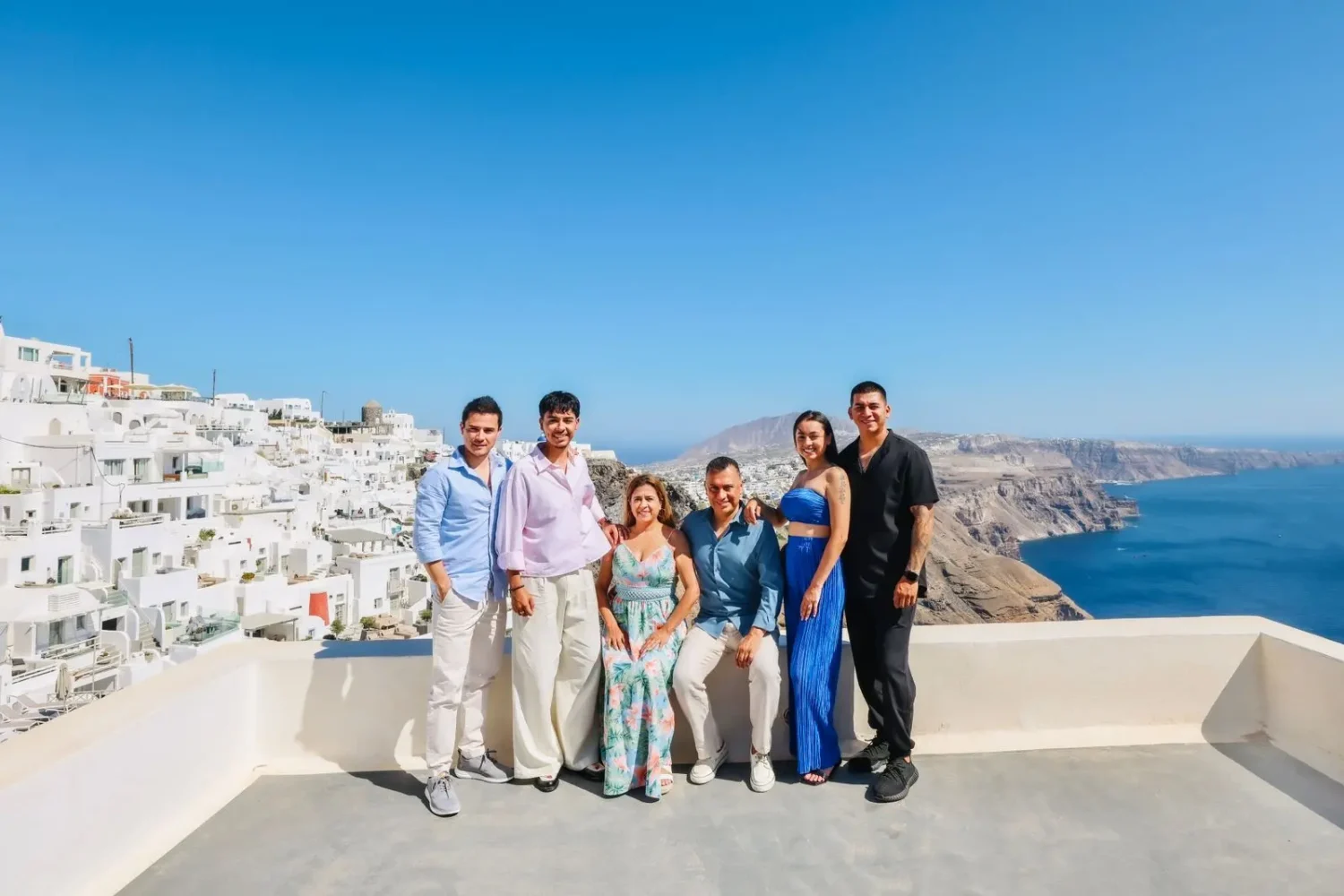 santorini family photoshoot